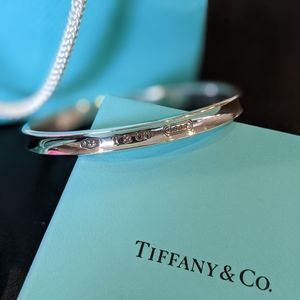 💯 Authentic RTT Sterling silver Bangle